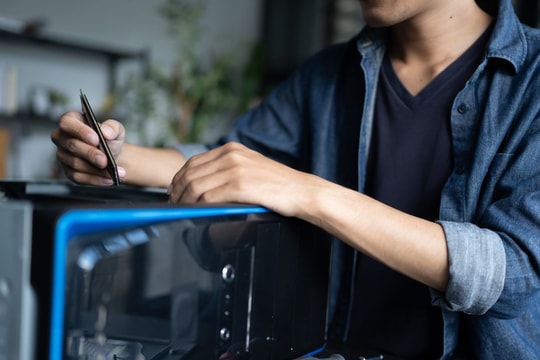 Mẹo 'cứu' đồ điện tử sau khi bị ngâm nước lâu