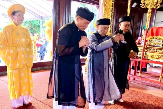 Khai hội đền Phú Xá - tưởng nhớ Đức Thánh Trần, kỷ niệm 737 năm chiến thắng Bạch Đằng