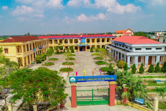 Trường THCS Hồng Dụ hoàn trả các khoản thu sai quy định