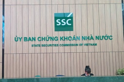 Ủy ban Chứng khoán Nhà nước xử phạt doanh nghiệp vi phạm công bố thông tin