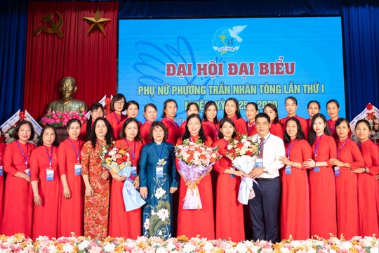 Phụ nữ phường Trần Nhân Tông đẩy mạnh chuyển đổi số