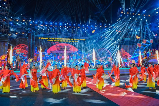 Hải Phòng chuyển 1 tỷ đồng kinh phí bắn pháo hoa Lễ hội mùa thu Côn Sơn - Kiếp Bạc ủng hộ đồng bào vùng lũ