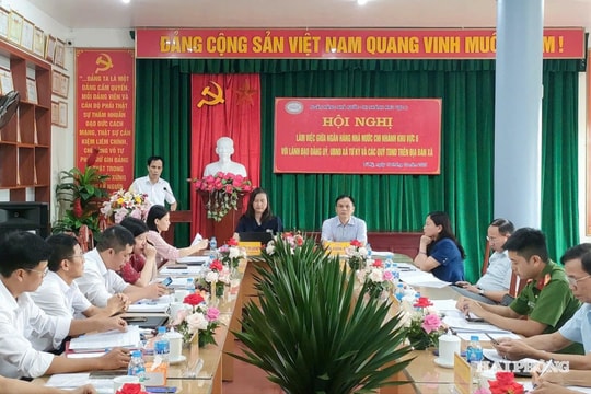 Phối hợp với cấp uỷ, chính quyền cơ sở quản lý  quỹ tín dụng nhân dân