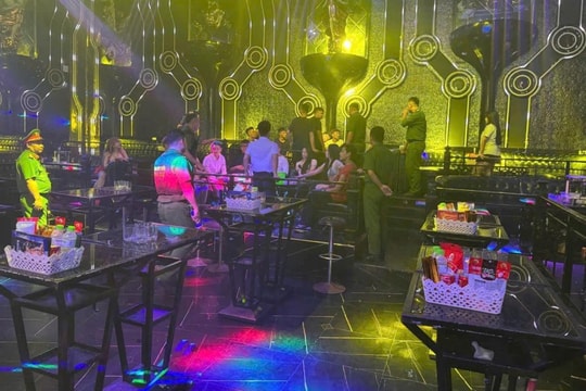 Quán hát thành nơi tổ chức sử dụng ma tuý
