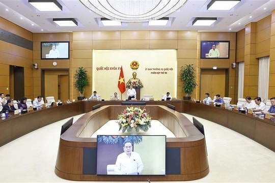 Bế mạc Phiên họp thứ 50 của Ủy ban Thường vụ Quốc hội