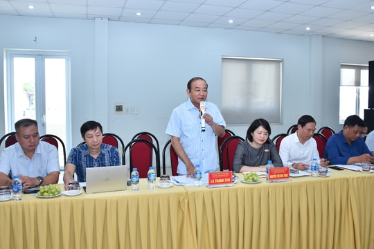 Đoàn Đại biểu Quốc hội khảo sát việc thực hiện Luật Quản lý thuế và Luật Thuế thu nhập cá nhân tại doanh nghiệp