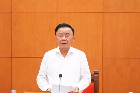 Bộ Chính trị thống nhất chủ trương đánh giá cán bộ định kỳ hằng quý, hằng năm