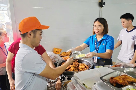 Chị Hà Thị Hồng Nhung - Chủ tịch Công đoàn năng động, sáng tạo