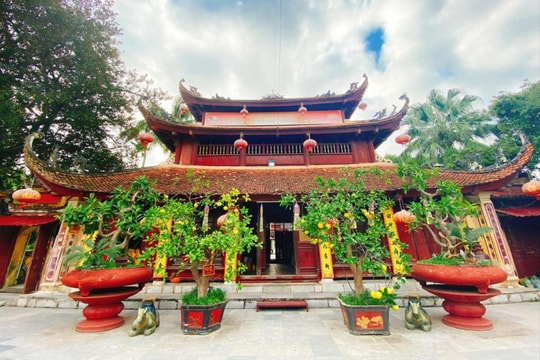 Khám phá chùa Dư Hàng