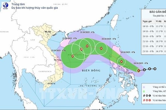 Bão Fengshen có thể suy yếu trước khi vào đất liền Việt Nam