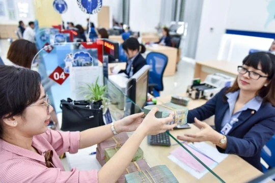 Gửi tiết kiệm ngân hàng nào đang lãi suất cao nhất?