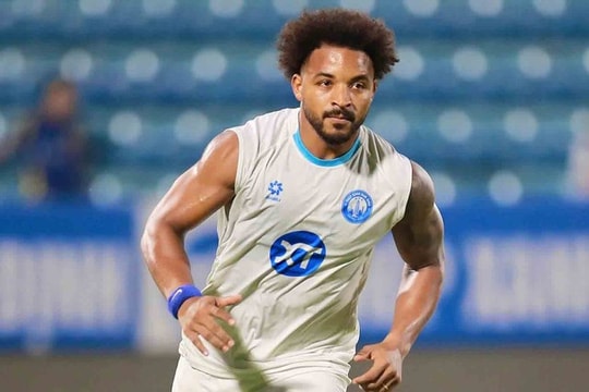 'Sát thủ' của Thép Xanh Nam Định - Nguyễn Xuân Son báo tin vui cho đội tuyển Việt Nam