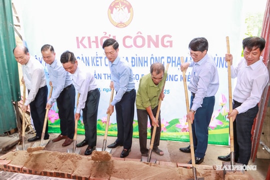Khởi công xây dựng nhà 'Đại đoàn kết' cho 2 hộ dân ở phường Kiến An