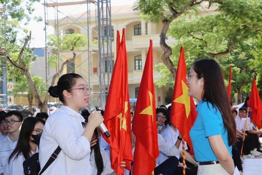 Bảo hiểm y tế - 'lá chắn' bảo vệ sức khỏe học sinh, sinh viên