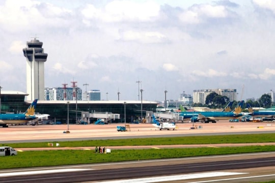 Dịp Tết Nguyên đán, Vietnam Airlines bố trí nhiều chuyến bay vào khung giờ tối muộn và sáng sớm
