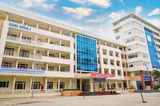Sáp nhập 2 trường cao đẳng y tế vào 2 trường đại học