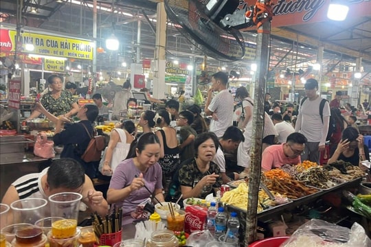 Refreshing Hai Phong’s food tours