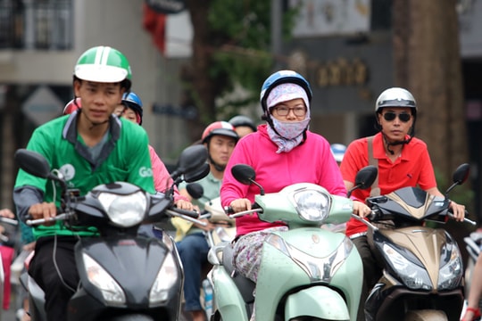 Bắc Bộ trời lạnh, miền Trung mưa lớn