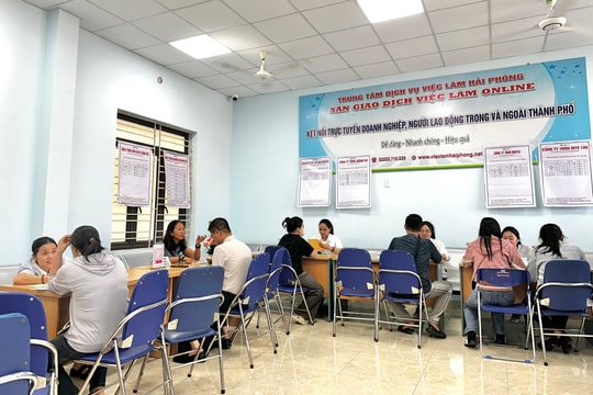 Gỡ 'nút thắt’ lao động để bứt phá - Bài 2: Khó giữ chân lao động ngoài thành phố