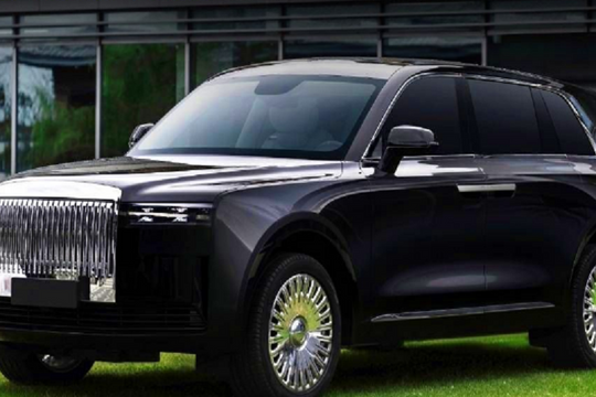 Hãng máy hút bụi Trung Quốc làm ô tô 'nhái' Rolls-Royce Cullinan gây tranh cãi