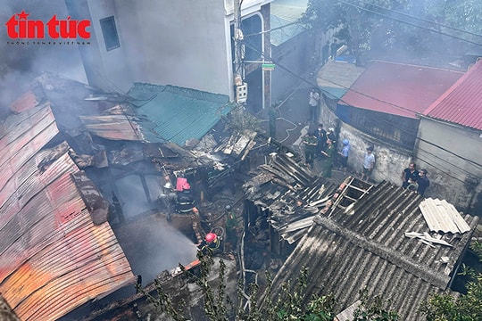 Hỏa hoạn bùng phát trong ngôi nhà cấp 4 ở Hà Nội, một người tử vong