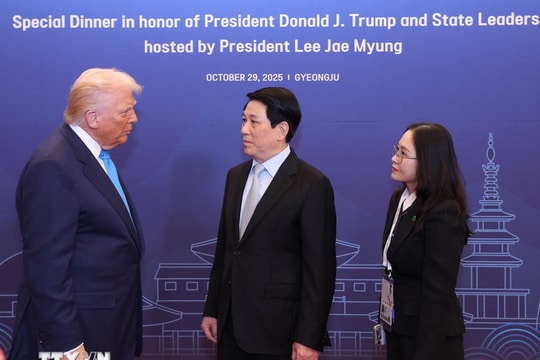 Chủ tịch nước Lương Cường gặp Tổng thống Mỹ và lãnh đạo cấp cao các nước dự APEC 2025