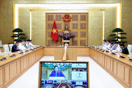 Thủ tướng Phạm Minh Chính họp khẩn về ứng phó, khắc phục hậu quả mưa lũ trên diện rộng ở miền Trung