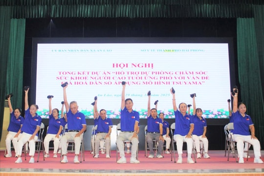 Chăm sóc sức khỏe, nâng cao chất lượng cuộc sống người cao tuổi