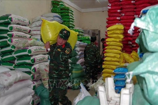 Hỗ trợ khẩn cấp cho các địa phương khắc phục hậu quả mưa lũ