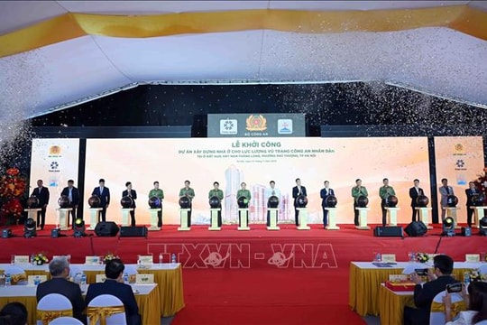 Xây dựng nhà ở cho lực lượng vũ trang Công an nhân dân tại phường Phú Thượng (Hà Nội)