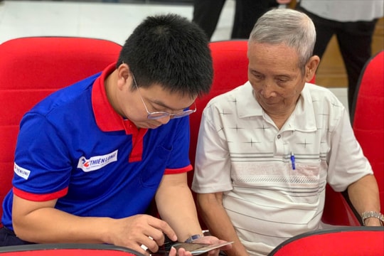Hải Phòng lan tỏa phong trào 'Bình dân học vụ số' trong cộng đồng