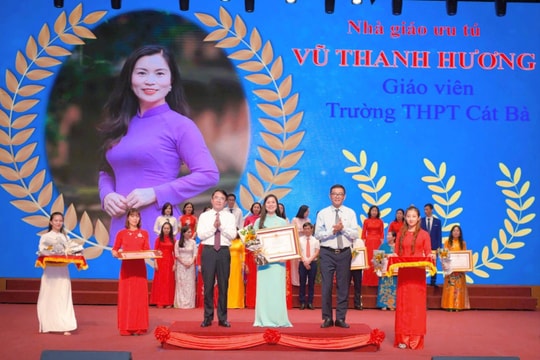 Người gieo mầm tri thức và nhân cách cho học trò vùng biển đảo Cát Bà