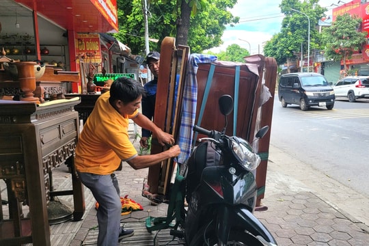 Mua đồ thờ, đến phố Trần Nhân Tông ở Hải Phòng
