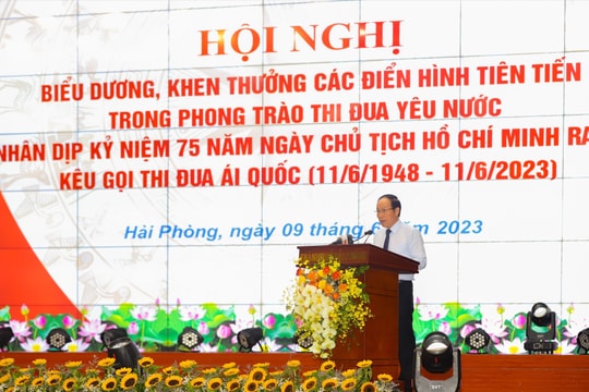 Làm theo Bác, thi đua yêu nước
