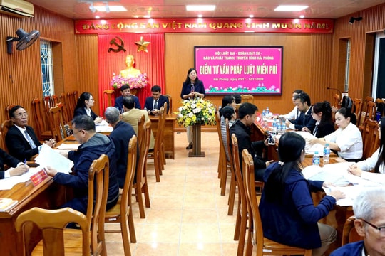 Sôi nổi ngày đầu tư vấn pháp luật miễn phí tại Hải Phòng