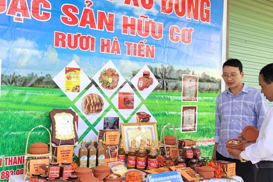 'Tháng chín đôi mươi' về vùng rươi Chí Minh