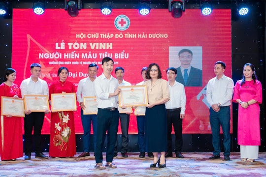 Thầy Dương 13 lần hiến máu