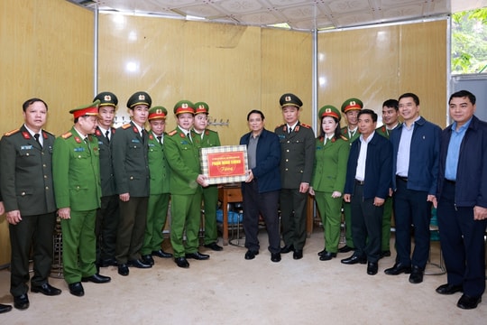 Thủ tướng đề nghị xây dựng 'xã không tội phạm' tại vùng biên giới