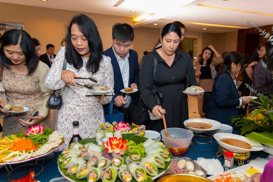 Ấn tượng ẩm thực quốc tế tại liên hoan