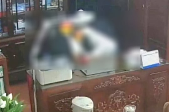Đề nghị cho thôi việc Chủ tịch Hội đồng trường trong clip nhạy cảm với nhiều phụ nữ ở Hải Hậu (Ninh Bình)