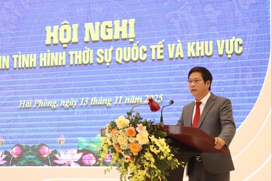 Cập nhật tình hình thời sự quốc tế, khu vực tới cán bộ, kiều bào ở Hải Phòng