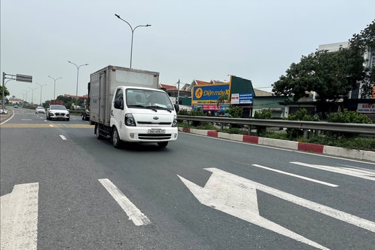 Quyết liệt xây dựng quốc lộ 5 thành tuyến đường an toàn giao thông