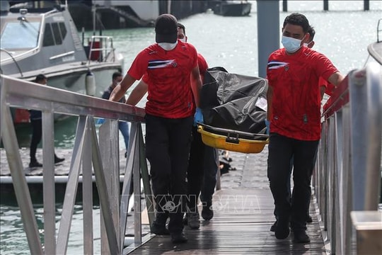 Malaysia kết thúc tìm kiếm sau vụ lật thuyền