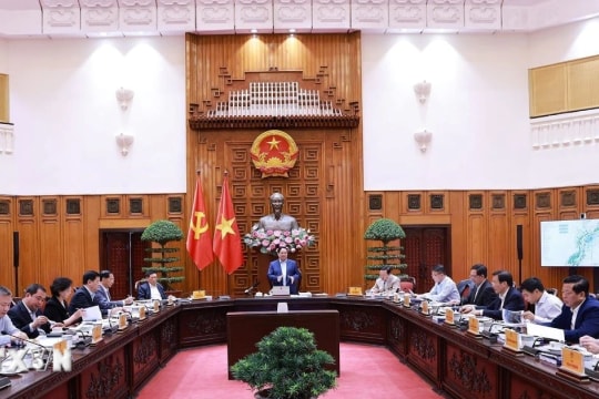 Đồng ý chủ trương nghiên cứu đầu tư Dự án Trục Đại lộ cảnh quan sông Hồng