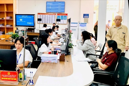 Kiểm tra đột xuất 10 nội dung tại Trung tâm hành chính công cấp xã