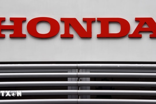 Hàng trăm xe thể thao của Honda lập kỷ lục Guinness