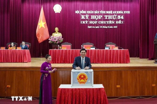 Ông Võ Trọng Hải giữ chức Chủ tịch UBND tỉnh Nghệ An