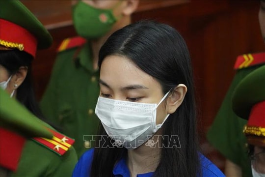 Hoa hậu Thùy Tiên, Quang Linh Vlogs, Hằng Du Mục nhận án 2 năm tù