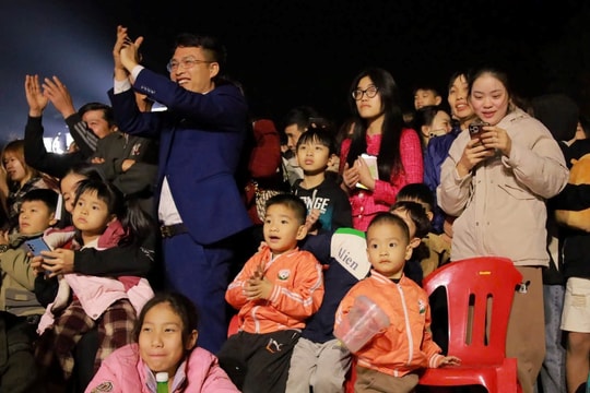 'Concert làng quê' - giai điệu sôi động cho đời sống tinh thần người dân thôn quê