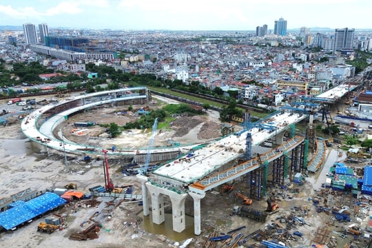 Kiến nghị dừng hoạt động vận tải đường sắt từ ga Hải Phòng đến cảng Chùa Vẽ